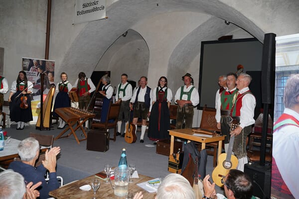 Jubiläumsfeier 40 Jahre Südtiroler Volksmusikkreis 